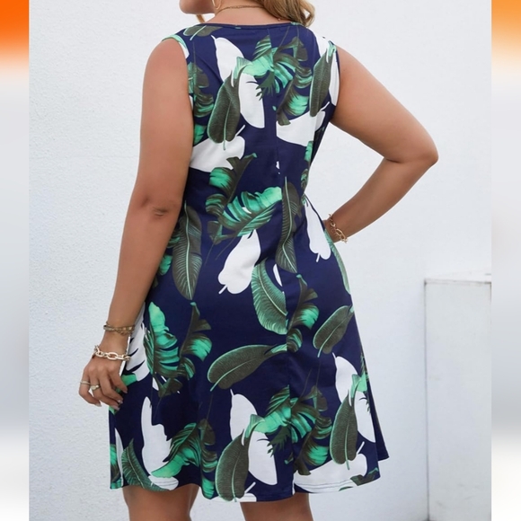 HBEYYTO PLUS SIZE Sleevless V-neck Floral Print Dress with Pockets - Picture 6 of 8